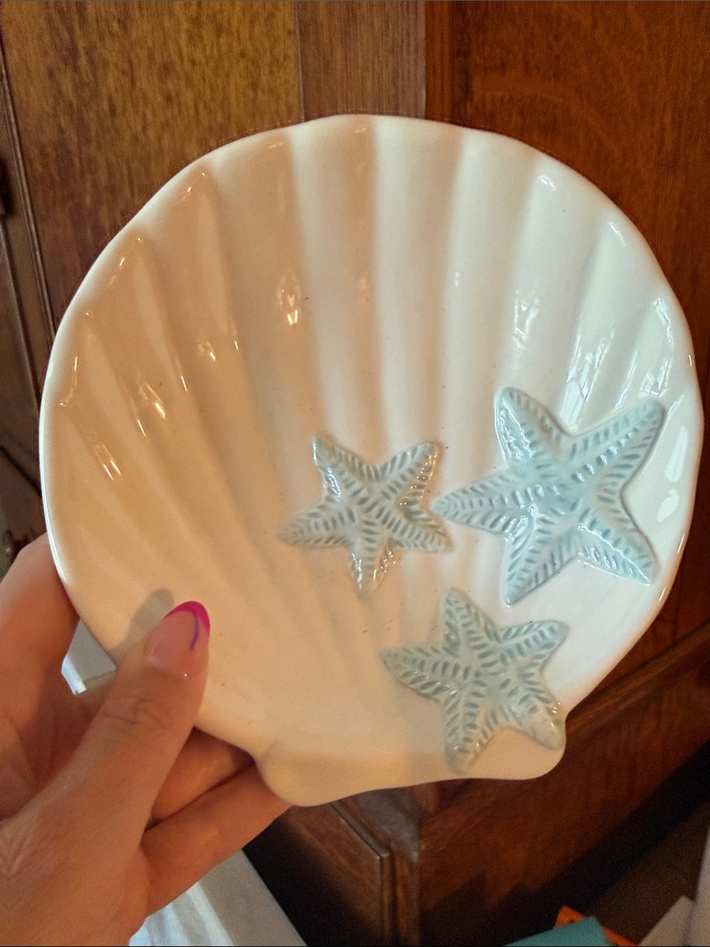 Coastal Sand Dollar Ceramic Bowls (3) and Dish - White with Light Blue Accents - Picture 4 of 4